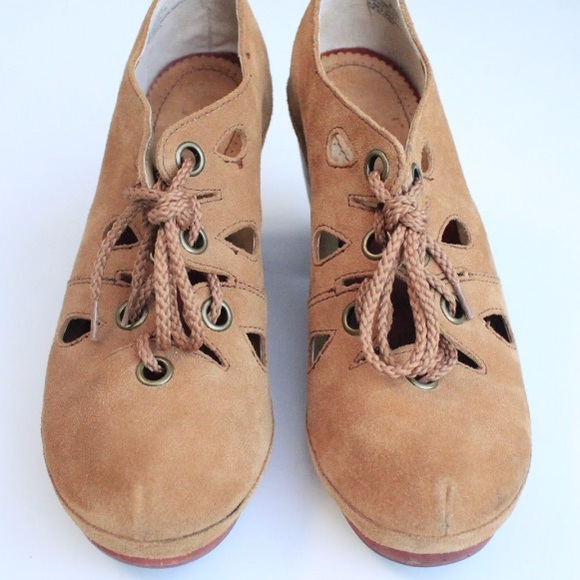 SOLD- Latigo Cabo Cutout Suede Retro Booties - Picture 4 of 7